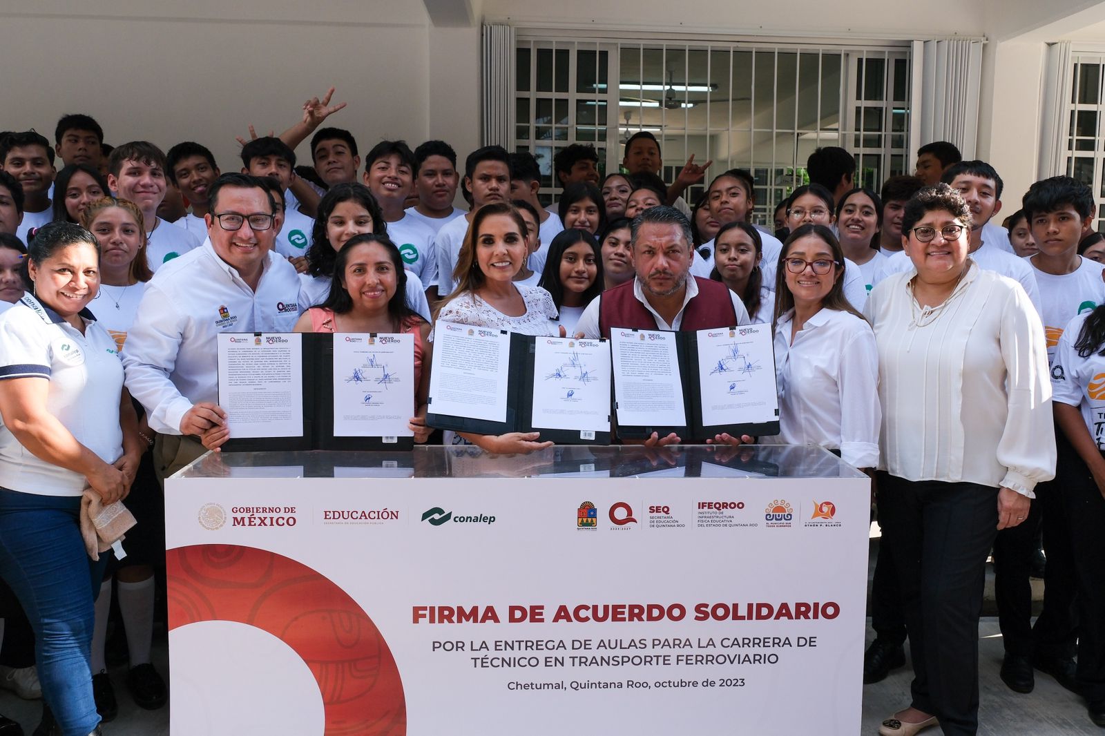 Entrega Mara Lezama aulas para los futuros técnicos en Transporte